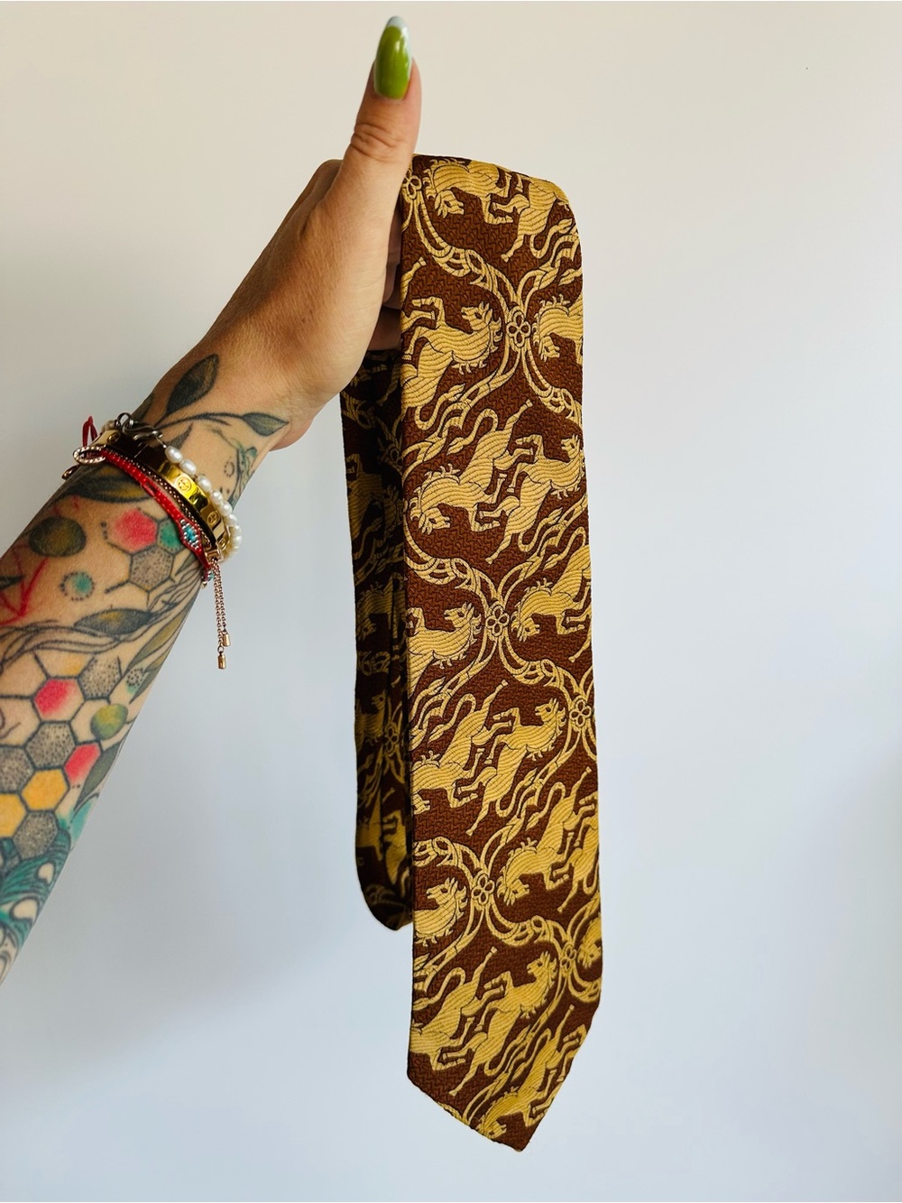 Vintage Golden Clasp Horse Equestrian Novelty Western Print Retro Neck Tie